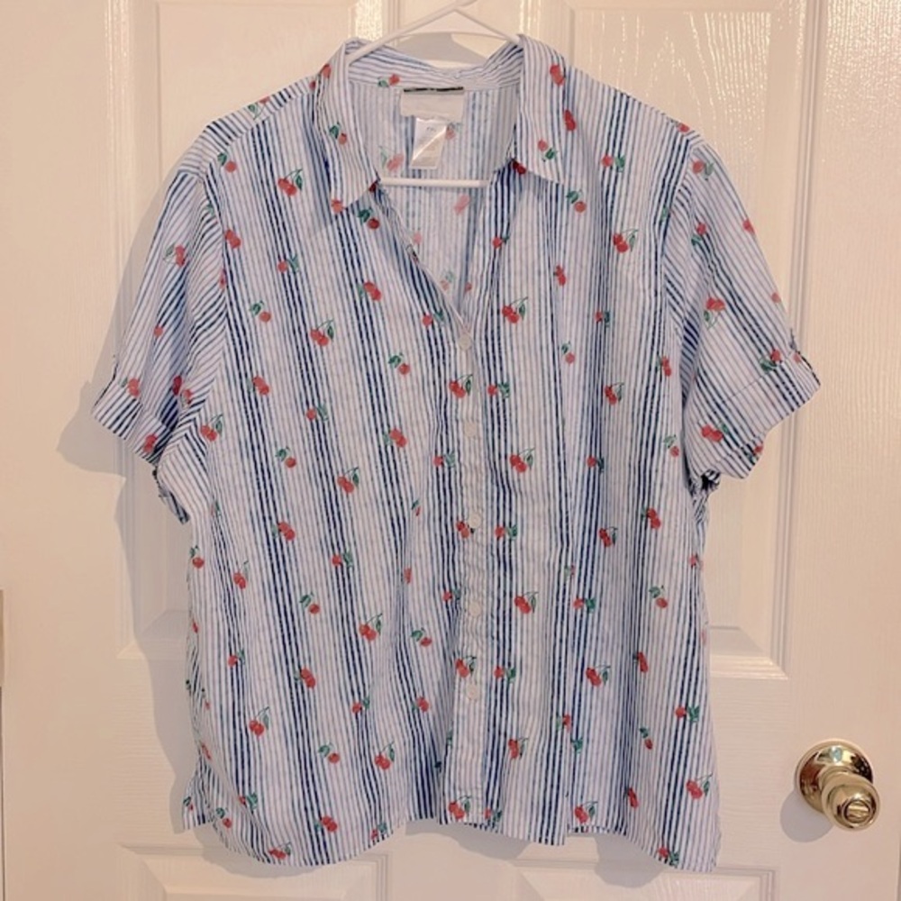 Alfred Dunner Cherry striped button down top size Petite XL